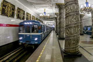 Métro de Saint-Pétersbourg, Russie
