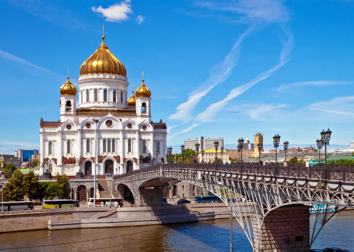 Vue sur la cathédrale Christ Saint-Sauveur en été, Moscou