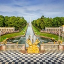 Vue du balcon du palais Péterhof, Russie