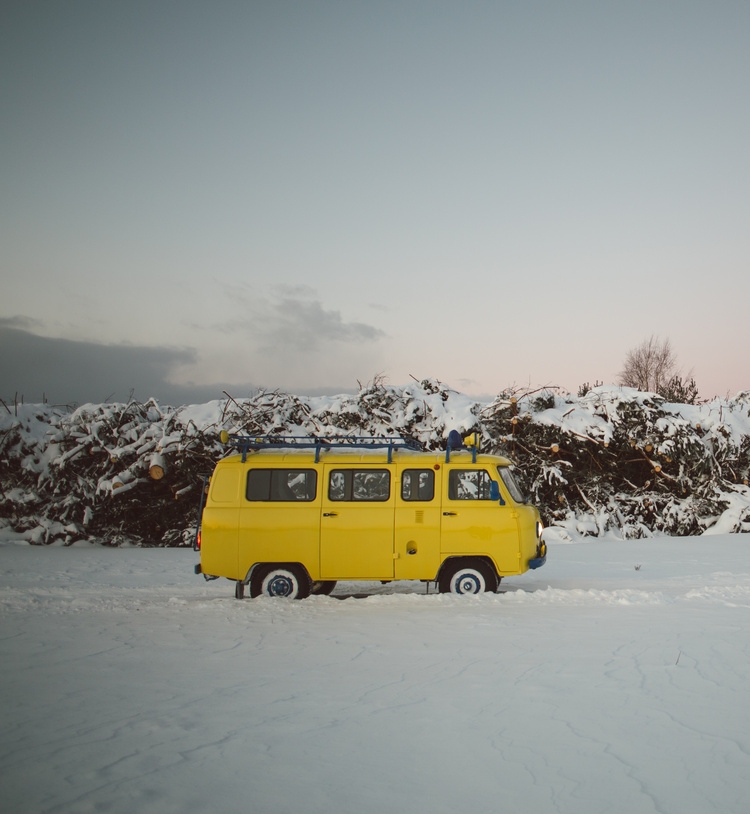 Excursion Minivan Uaz